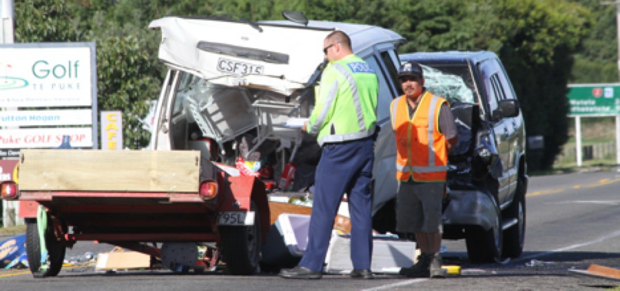 SunLive Crash Blocks Whakatane Turn Off The Bay S News First