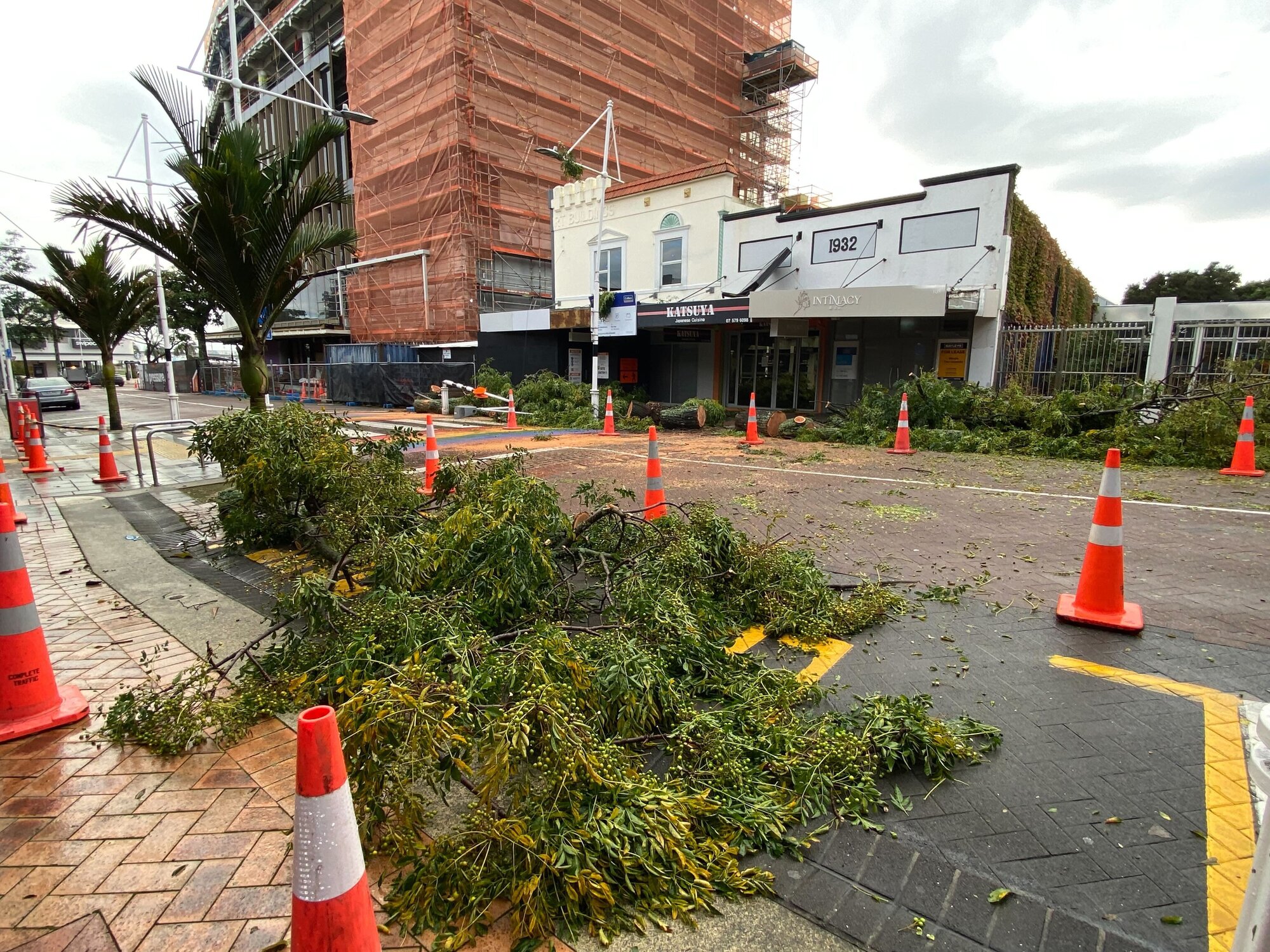 Storm damage in Devonport Rd, Tauranga CBD. Photo / Rosalie Liddle Crawford