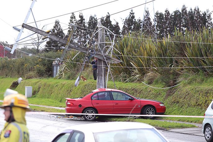 Sunlive Power Still Out After Tauranga Crash The Bay S News First