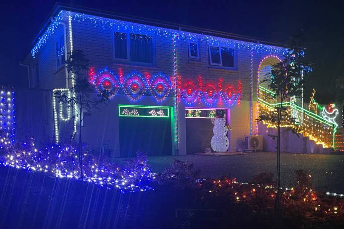 Kevin Baird's Christmas display lights up Tutauanui Cres. Photo / Amy Reader