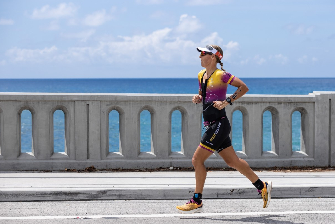 SunLive - Tauranga triathlete Hannah Berry heads to Ironman - The Bay's ...