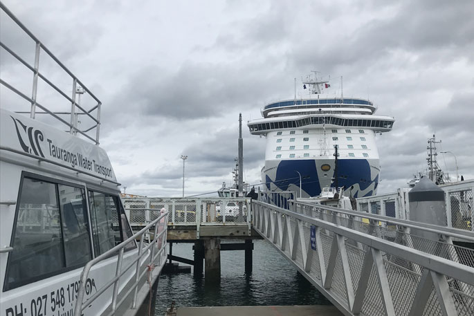 SunLive - Ferry service to continue for cruise ship season - The Bay's ...