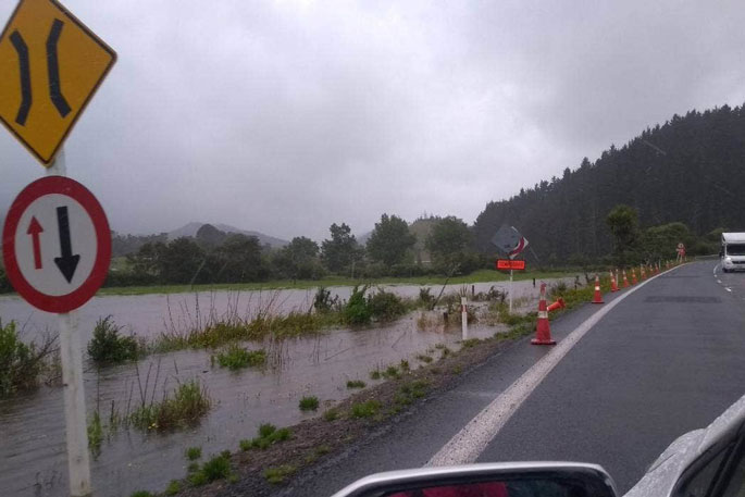 SunLive - Storm closes off holiday hotspots - The Bay's News First