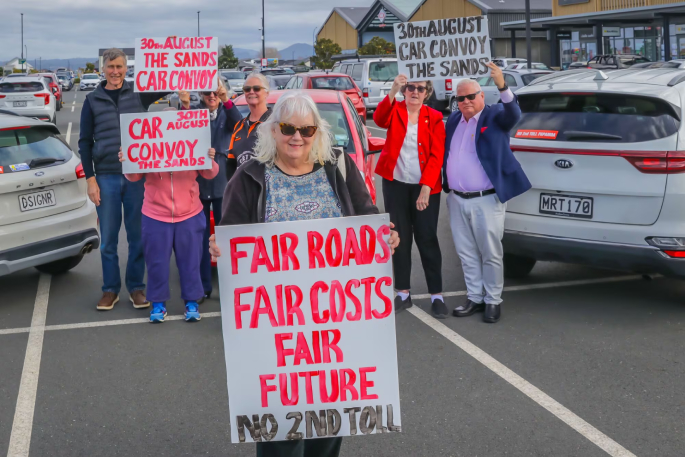 SunLive - Pāpāmoa residents rev up fight against new tolls - The Bay's News First