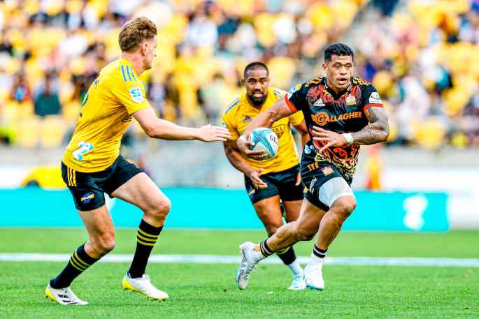 Chiefs Brodie Retallick warms up during a Chiefs Super Rugby