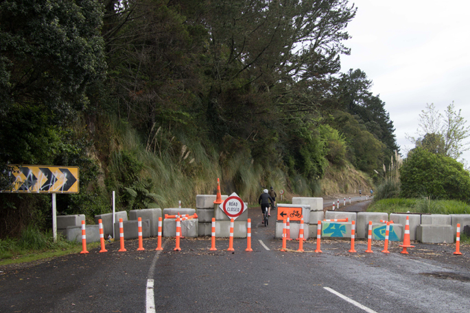 SunLive Te Puna road used by rat runners to stay closed The