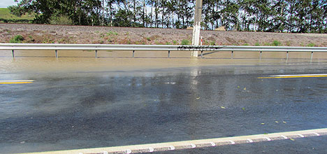 SunLive - Flooding closes roads - The Bay's News First